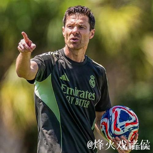 勒沃库森CEO卡罗：阿隆索在皇马孤立无援，而这